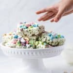 St. Patty's Day Lucky Charms Treats | kickassbaker.com #stpattysday #stpatricksday #treats #green #easyrecipes #kidfriendly #luckycharms #cerealtreats #ricekrispietreats #kickassbaker