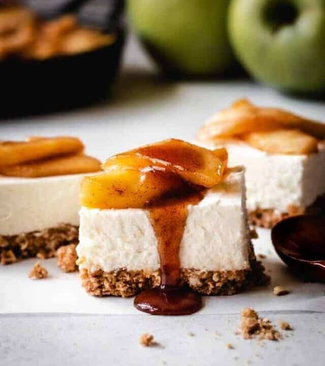 caramel apple cheesecake squares