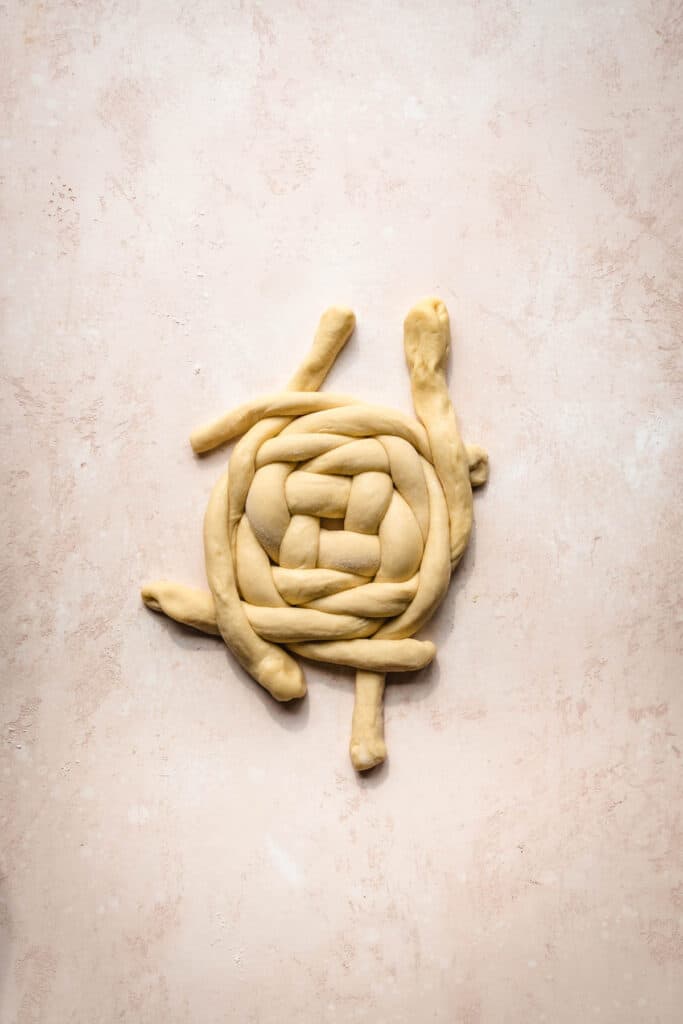 Round Challah Recipe - Kickass Baker